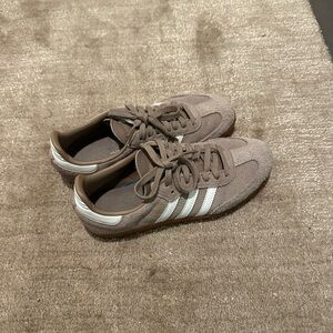 Adidas SAMBA “CHALKY BROWN GUM”